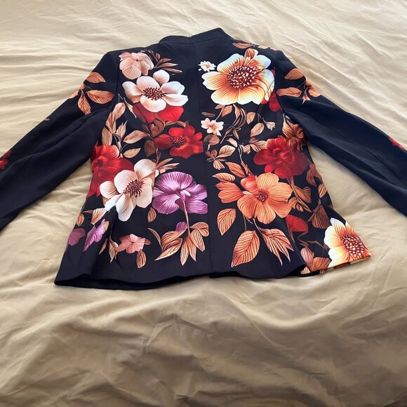 NWT STYLEWE Women's Floral Blazer/Jacket Size Small - Picture 6 of 11